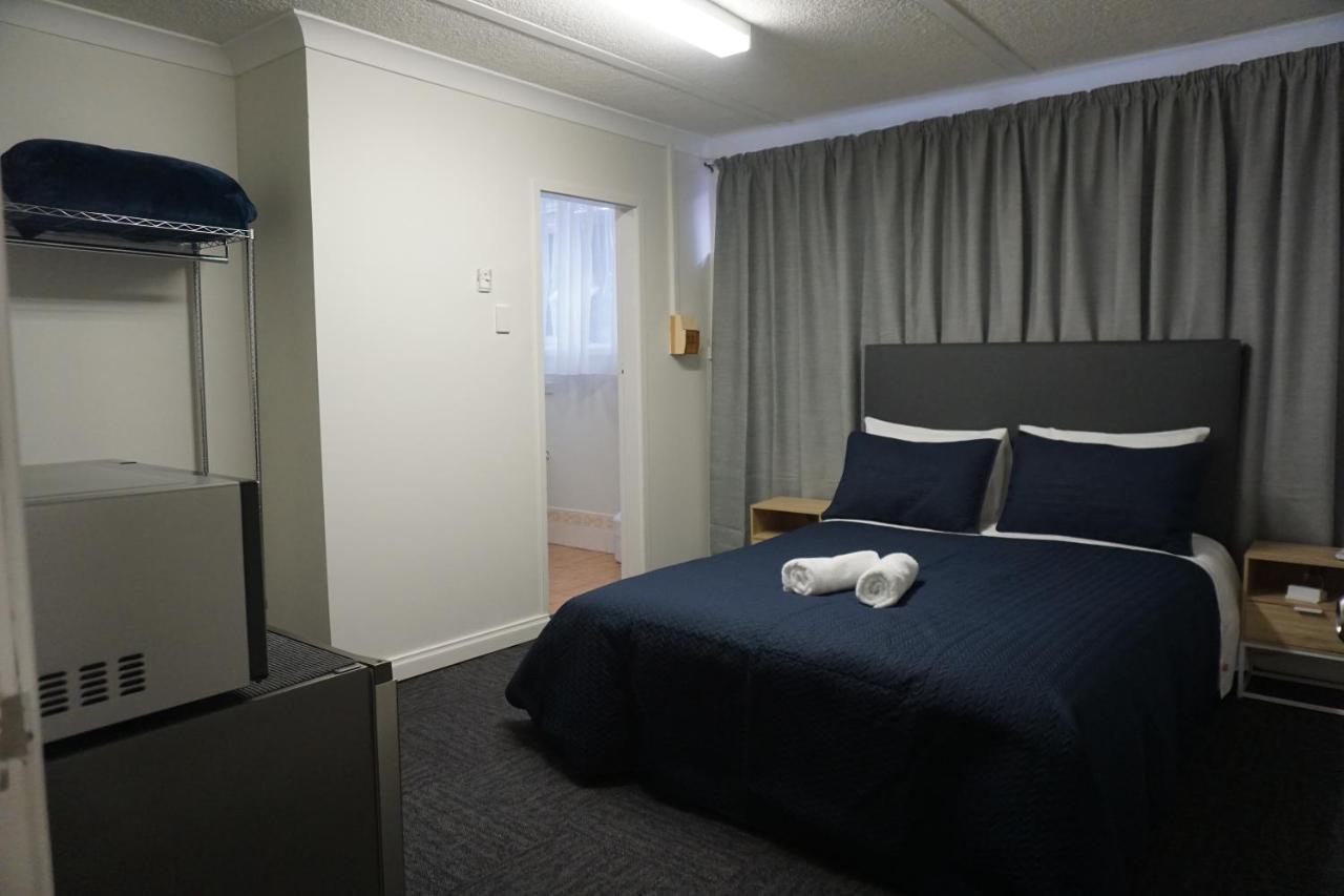 Warners Bay Hotel Luaran gambar